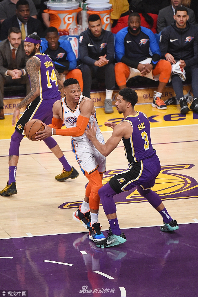 她本人虽然 她本人虽然